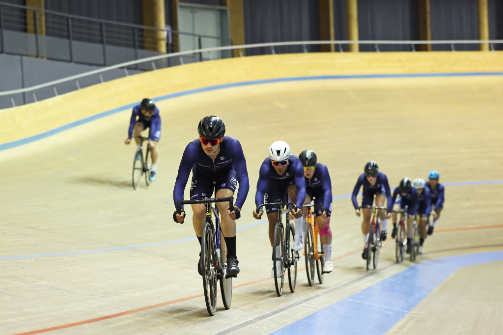 pole france cyclisme outre-mer